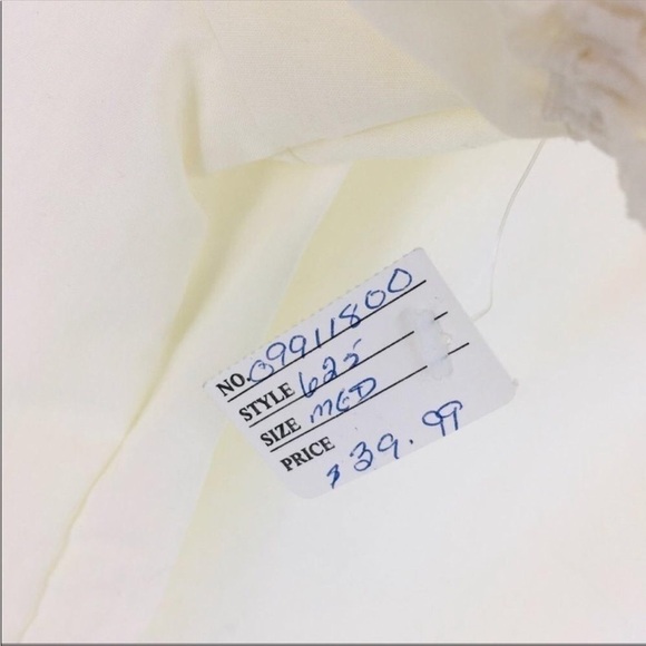 4/$45 AVONDALE Vintage Cream Yellow Off Shoulder Peasant Top Medium NWT - Picture 8 of 8